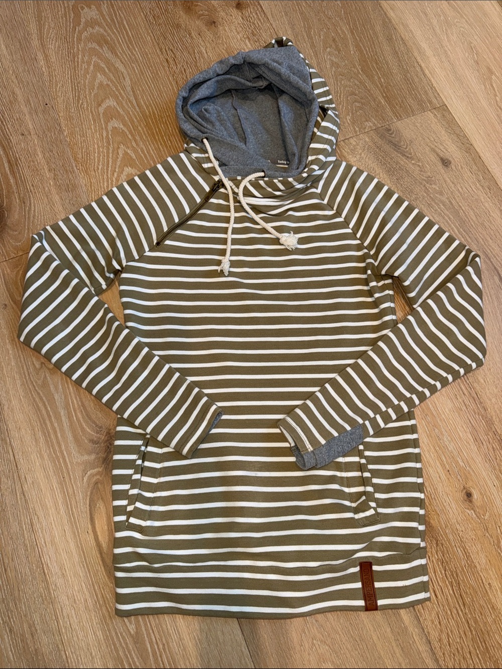 AMPERSAND AVE Olive & White Striped Hooded Pullover